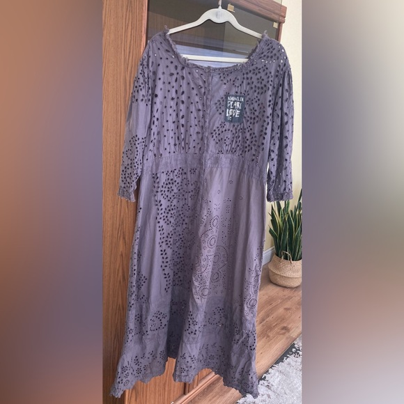 Magnolia Pearl Eyelet Maevry Dress - Picture 5 of 13